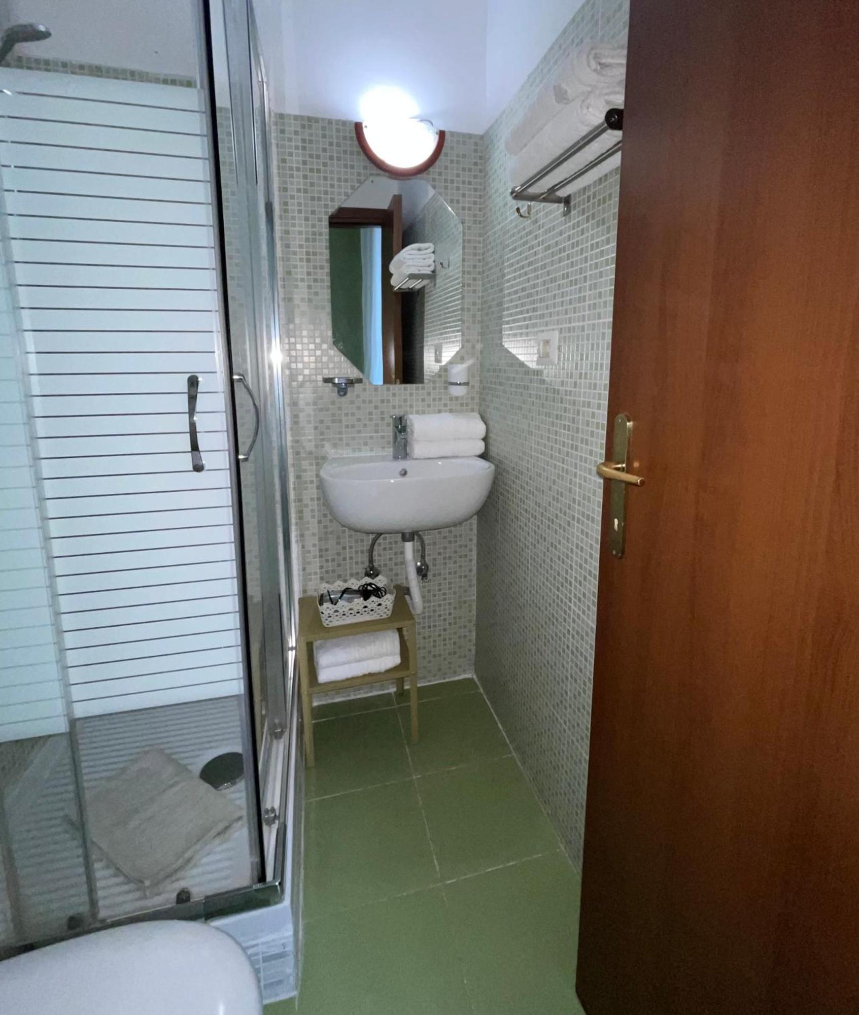 Guest House Meret Рим Экстерьер фото